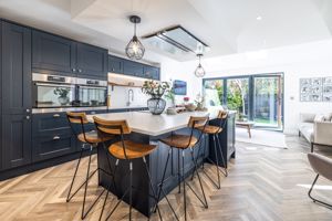 Kitchen/Breakfast/Family Room- click for photo gallery